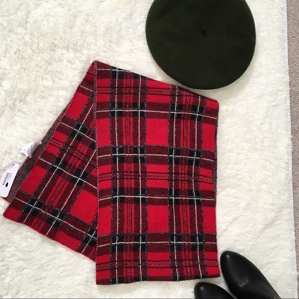 Cold Weather Red Holiday Plaid Scarf M